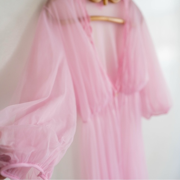 Vintage Pink Sheer Chiffon Maxi Dress | Romantic Floaty Nightgown Style - Picture 5 of 6